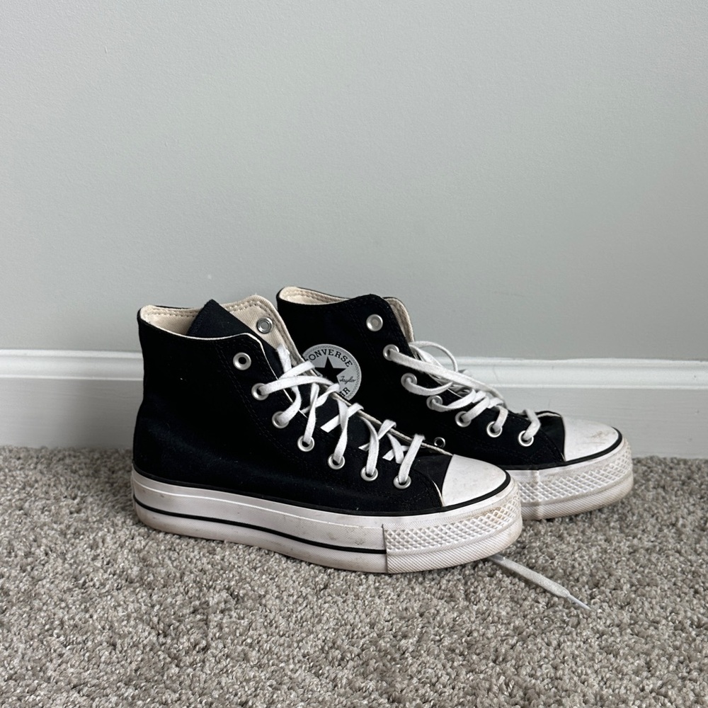 Converse Chuck Taylor’s Women's